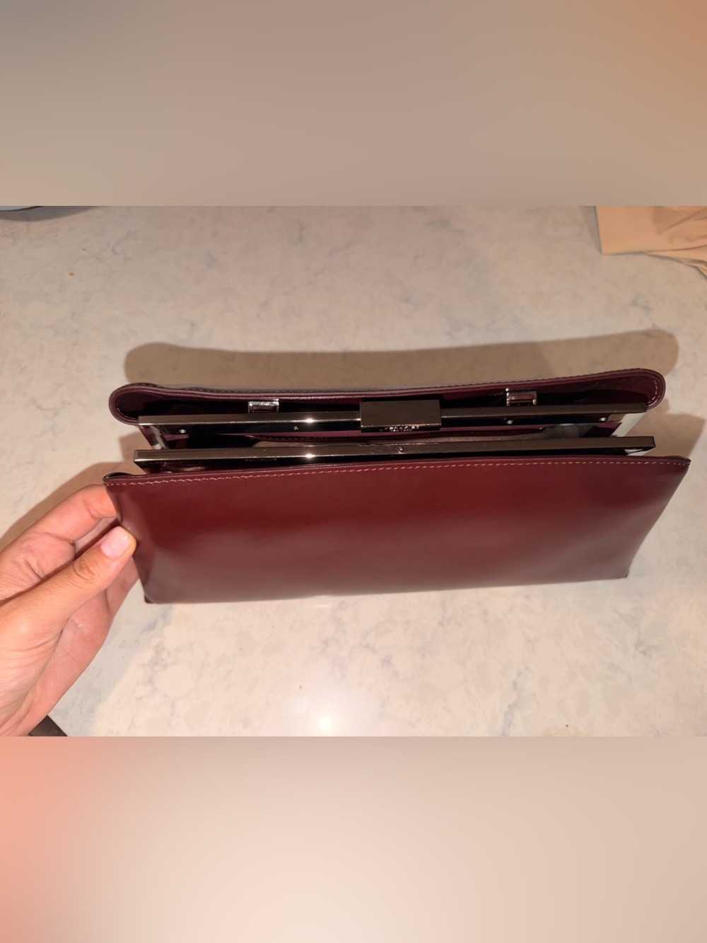 Verafied Burgundy Éclair Bag - Picture 3 of 10